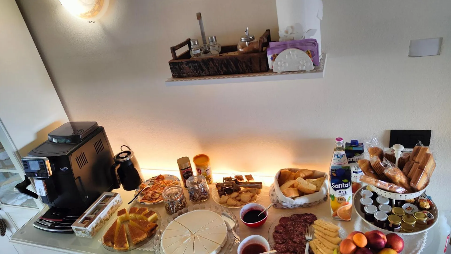Ai Pianai Bed & Breakfast Mel